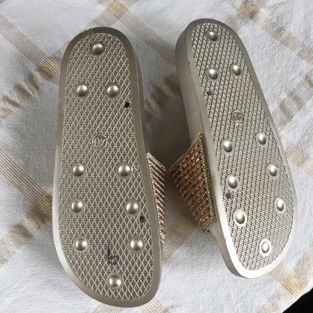 🎁2/$12 SZ 9 (40) KALEIDOSCOPE COPPER & GOLD & RHINESTONE SANDALS - Picture 3 of 7